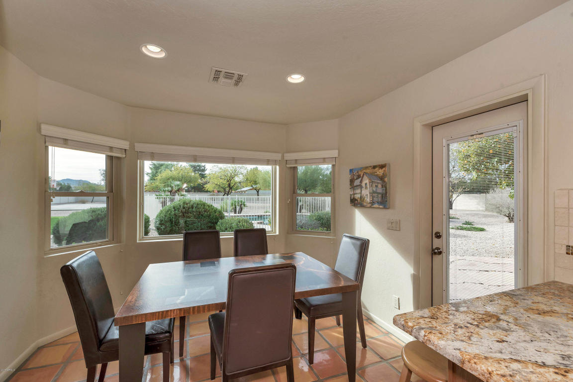 4637 E Cholla St, Phoenix, AZ 85028 photo 9