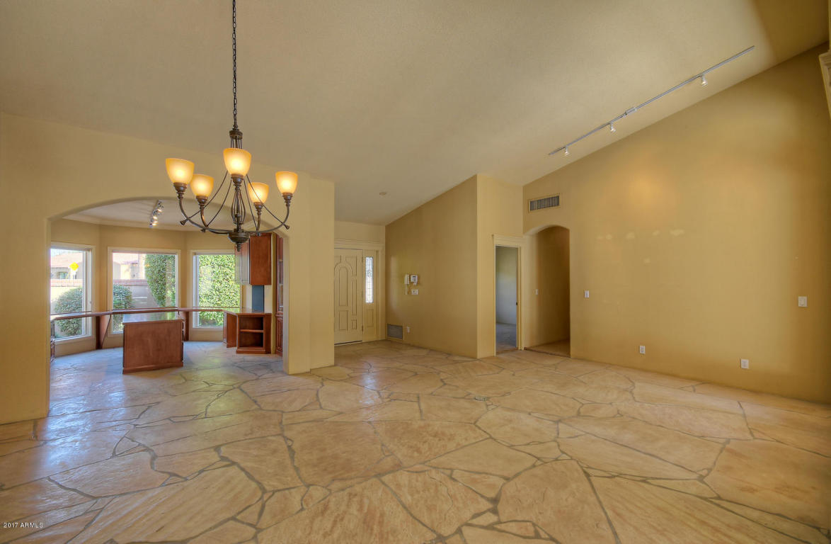 321 E Montebello Ave, Phoenix, AZ 85012 photo 6