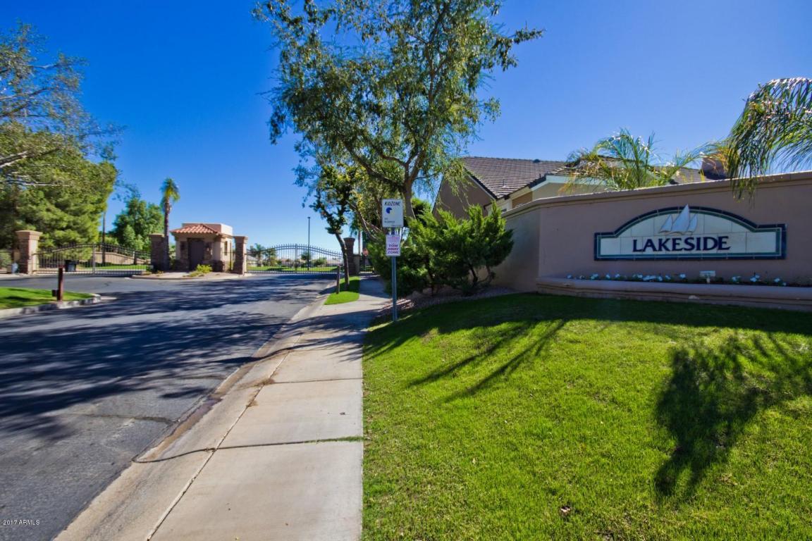1741 E Coco Palm Ct, Gilbert, AZ 85234 photo 2