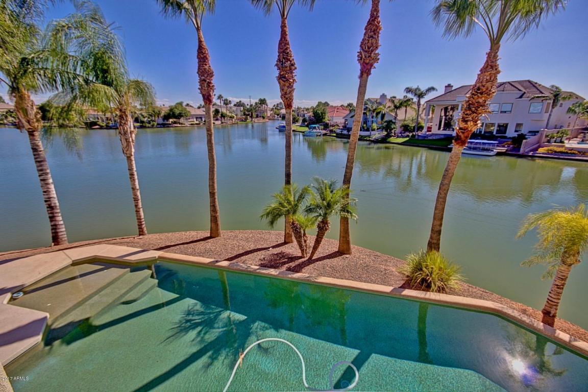 1741 E Coco Palm Ct, Gilbert, AZ 85234 photo 1