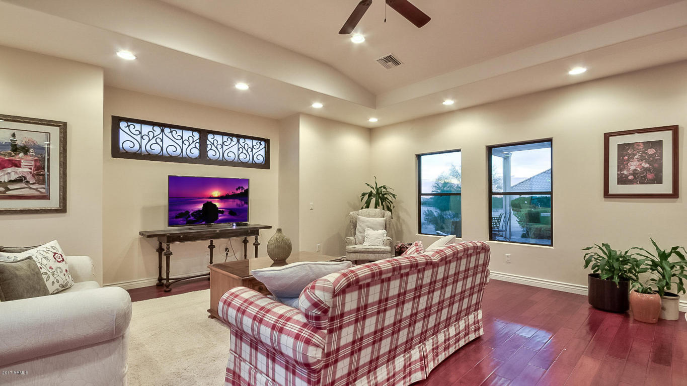 8327 E Leonora St, Mesa, AZ 85207 photo 34