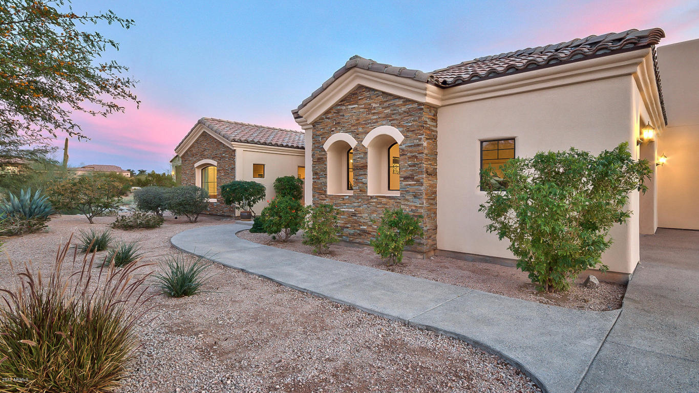 8327 E Leonora St, Mesa, AZ 85207 photo 13