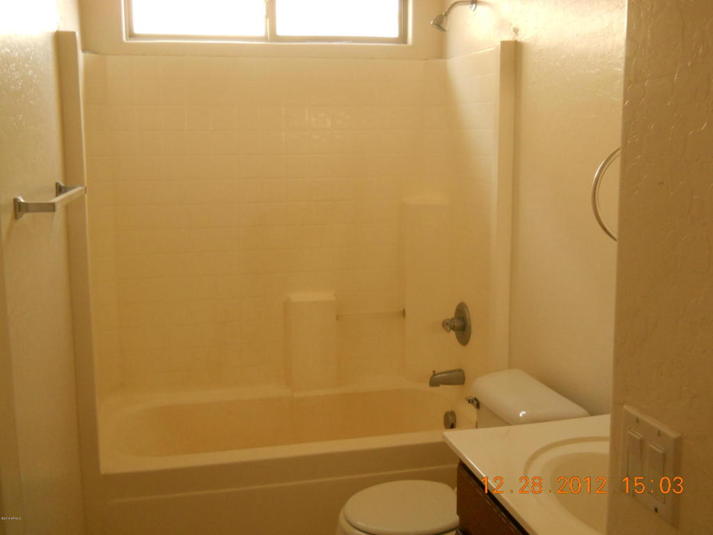 1726 E Harwell Rd, Phoenix, AZ 85042 photo 14