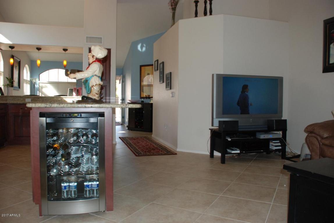 4735 E Summerhaven Dr, Phoenix, AZ 85044 photo 2