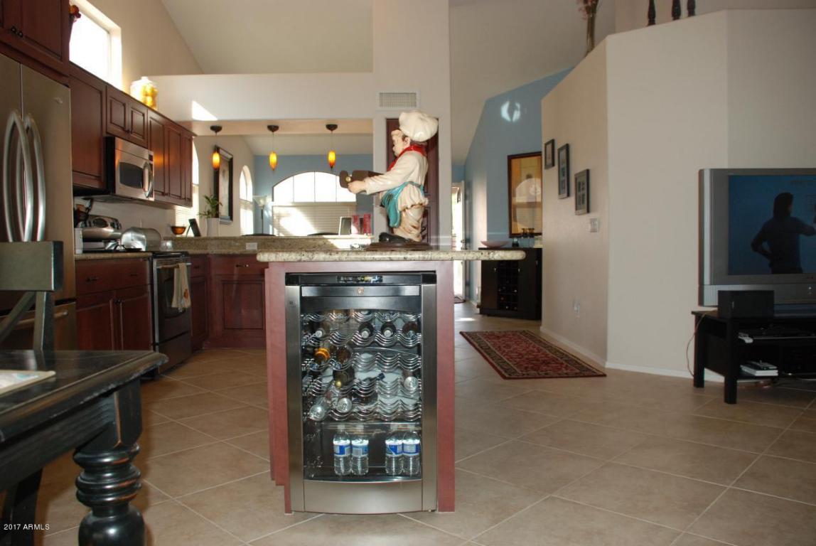 4735 E Summerhaven Dr, Phoenix, AZ 85044 photo 3