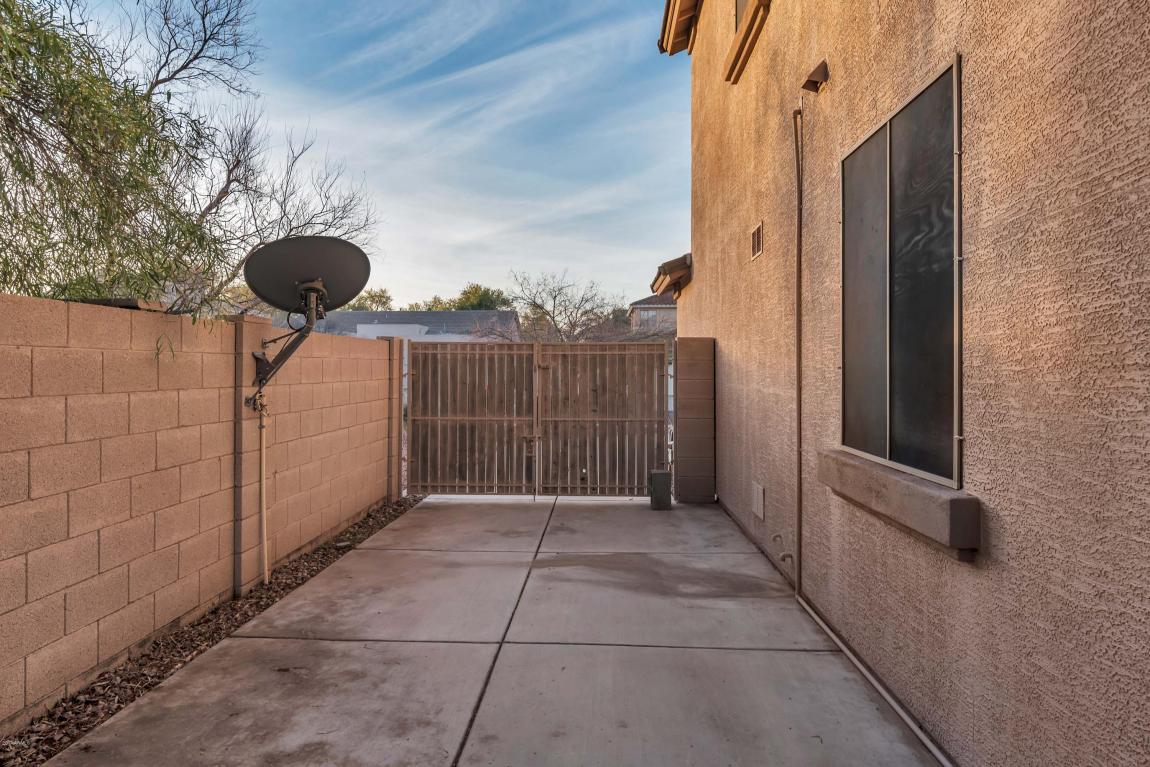176 E Benrich Ct, Gilbert, AZ 85295 photo 40