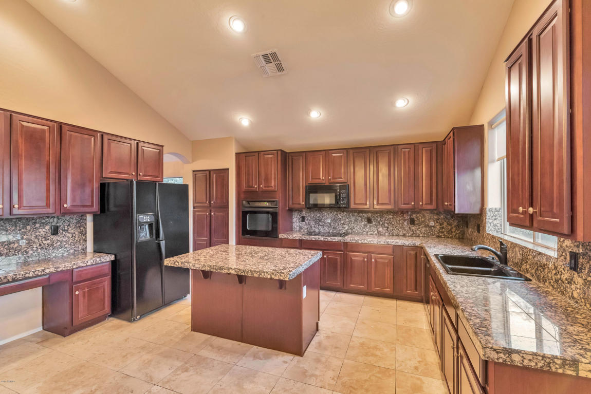 176 E Benrich Ct, Gilbert, AZ 85295 photo 10