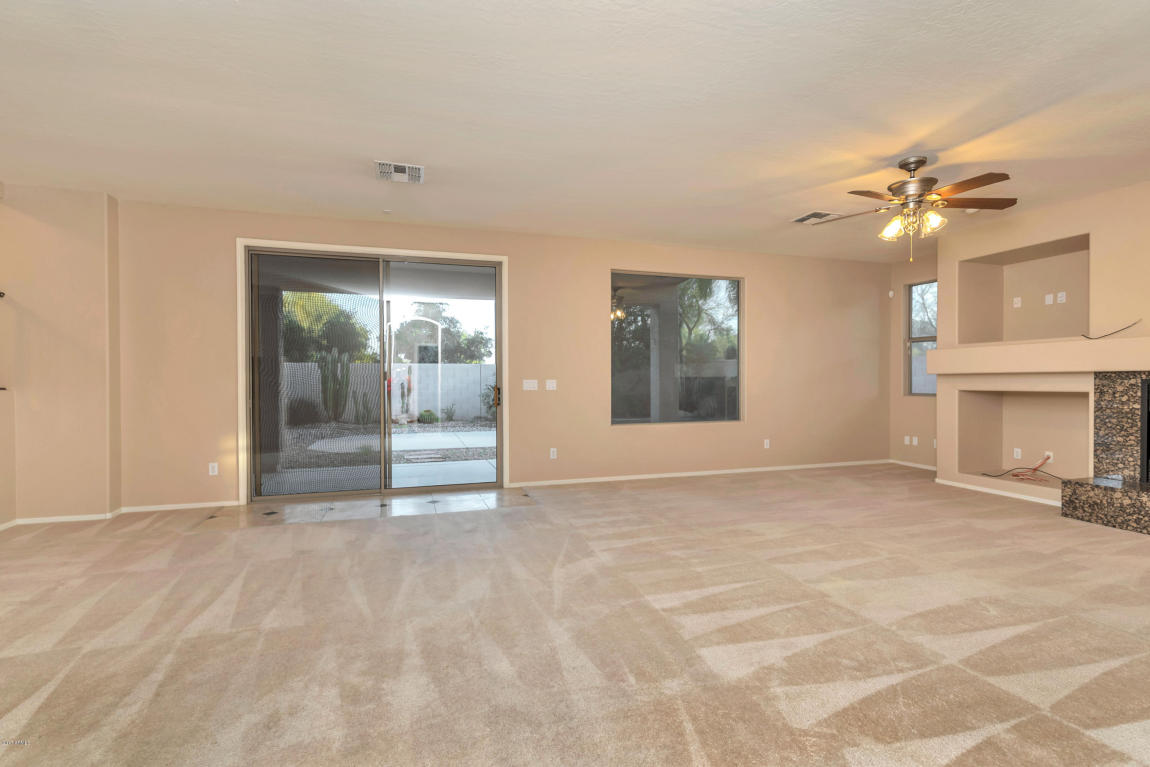 176 E Benrich Ct, Gilbert, AZ 85295 photo 17