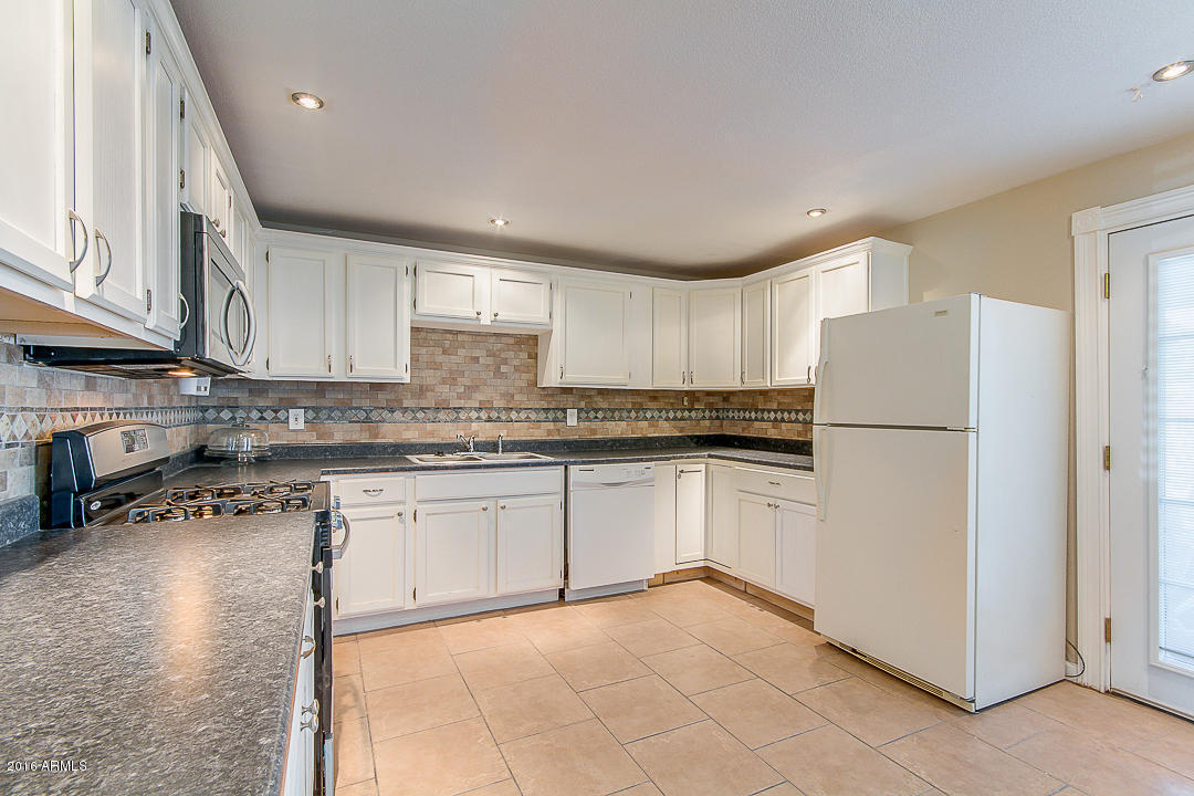 3720 Eugie Ave, Phoenix, AZ 85032 photo 6