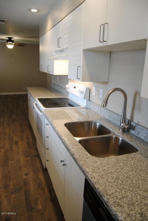 922 W 3rd Ave, Apache Junction, AZ 85120 photo 5