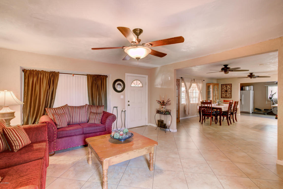 6335 N 37th Dr, Phoenix, AZ 85019 photo 11