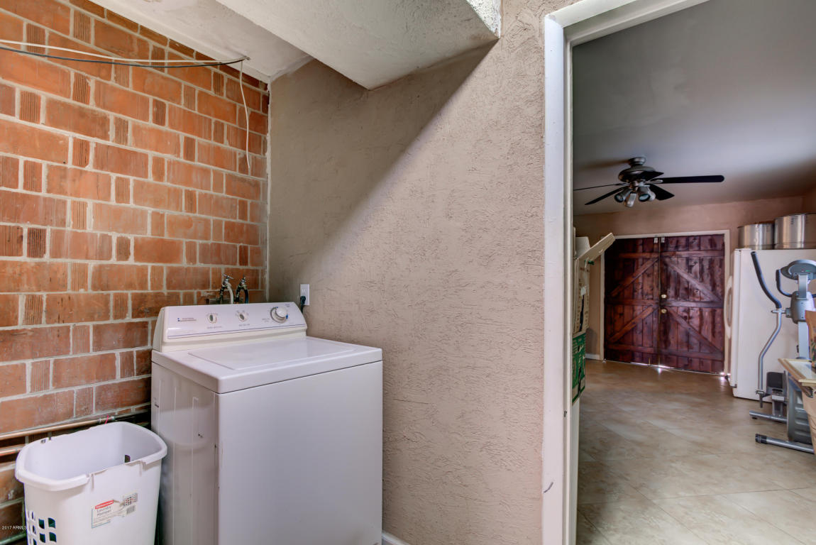 6335 N 37th Dr, Phoenix, AZ 85019 photo 21