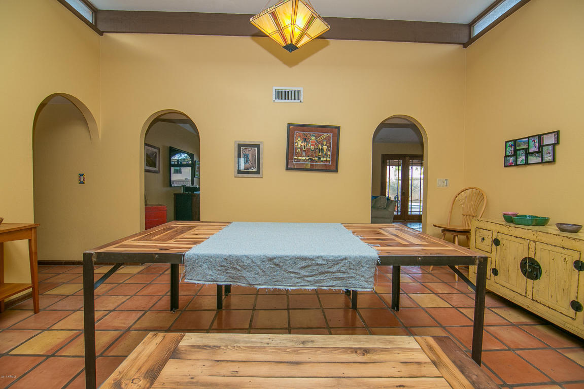 122 E Wood Dr, Phoenix, AZ 85022 photo 9