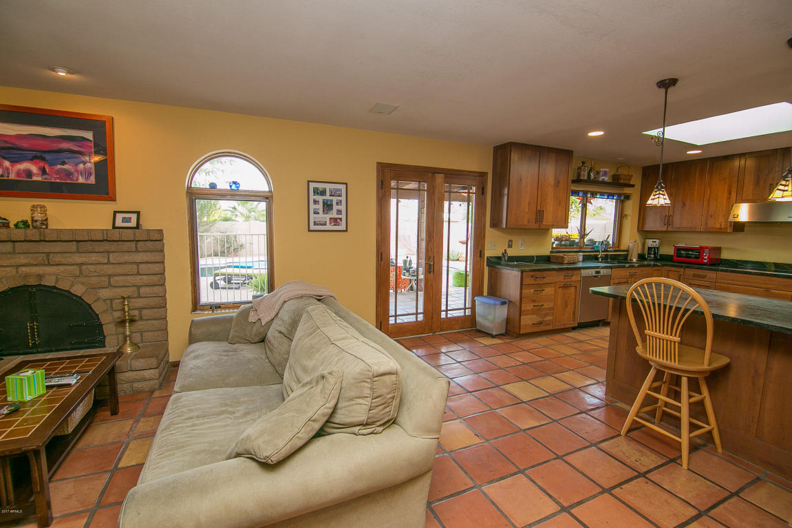 122 E Wood Dr, Phoenix, AZ 85022 photo 13