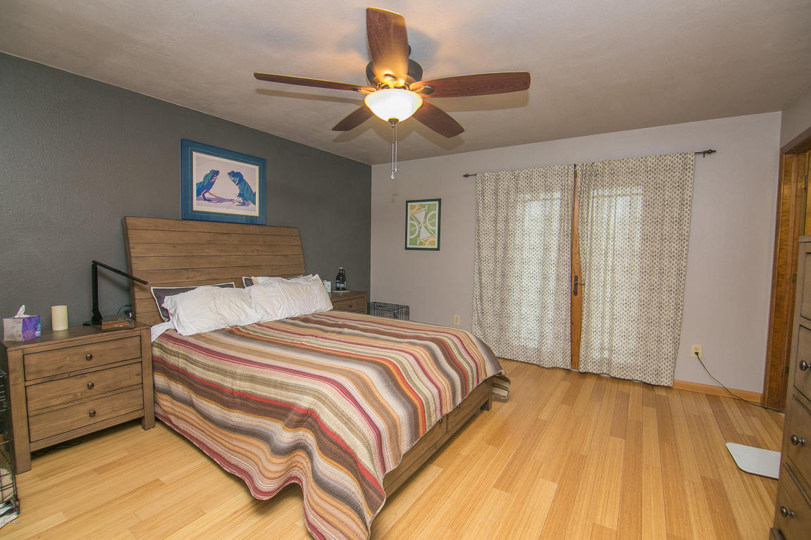 122 E Wood Dr, Phoenix, AZ 85022 photo 16