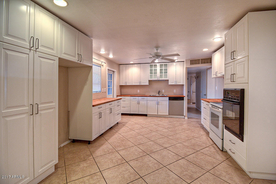 2332 W Seldon Ln, Phoenix, AZ 85021 photo 5