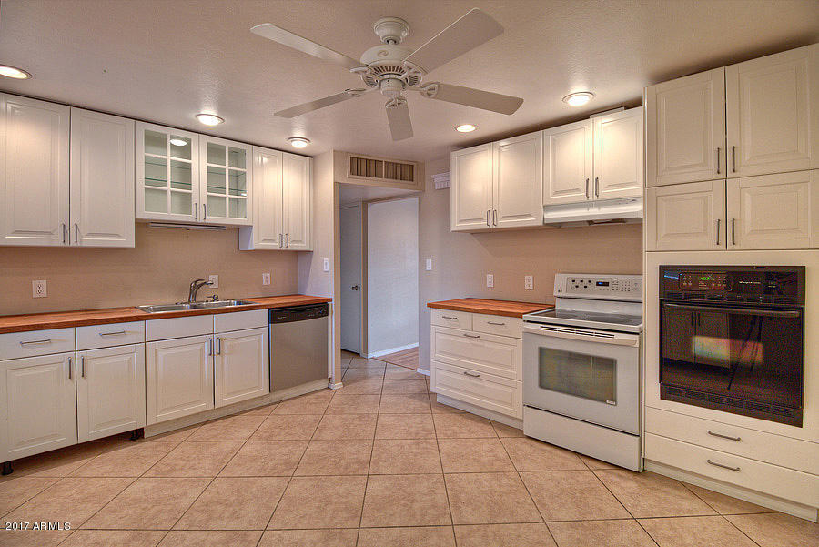 2332 W Seldon Ln, Phoenix, AZ 85021 photo 3