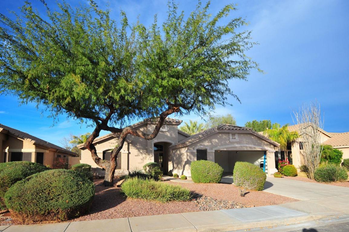 2298 E Amber Ln, Gilbert, AZ 85296 photo 1