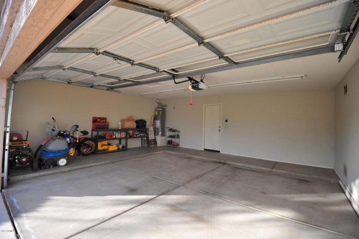 2298 E Amber Ln, Gilbert, AZ 85296 photo 17