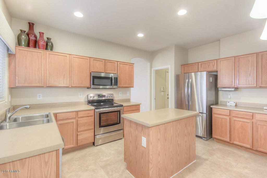 3693 E Remington Dr, Gilbert, AZ 85297 photo 9