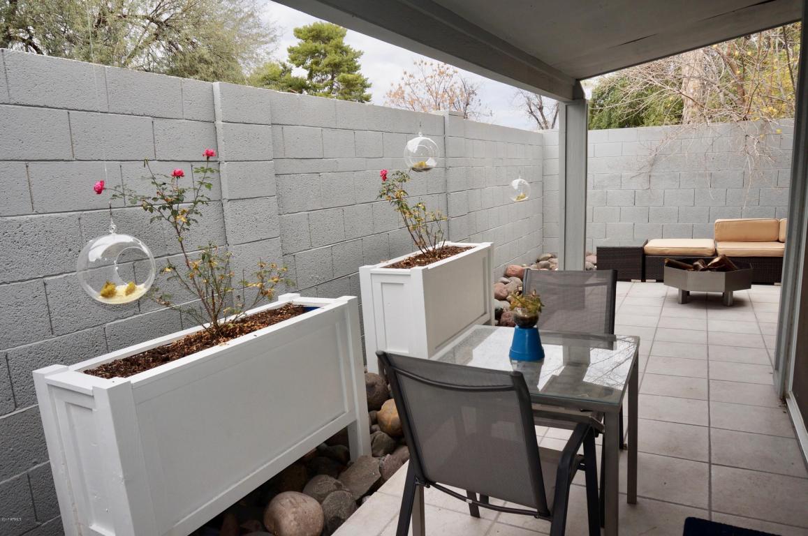 1254 E Medlock Dr, Phoenix, AZ 85014 photo 4