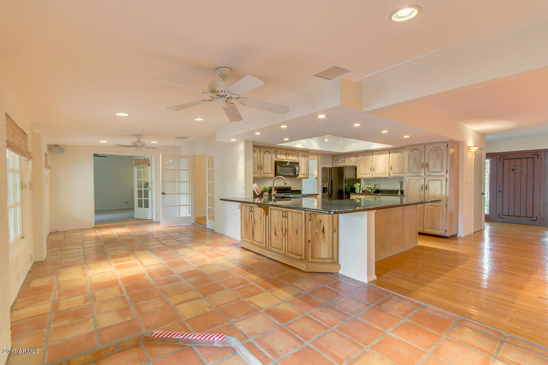 12 E Concorda Dr, Tempe, AZ 85282 photo 33