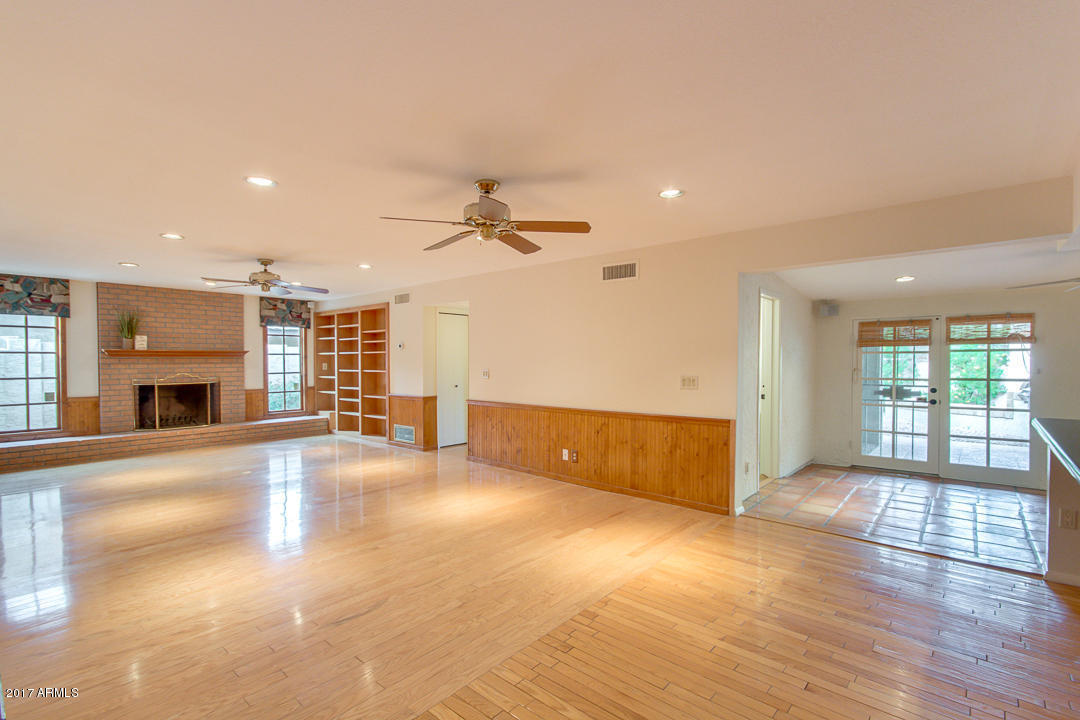 12 E Concorda Dr, Tempe, AZ 85282 photo 24