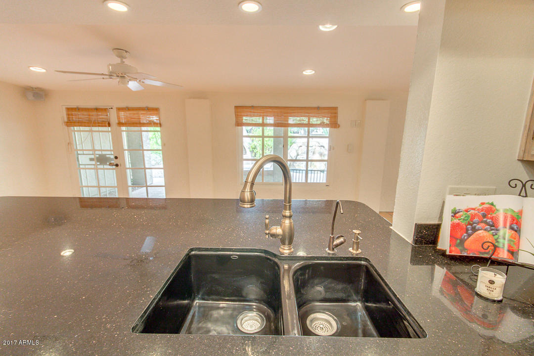 12 E Concorda Dr, Tempe, AZ 85282 photo 38