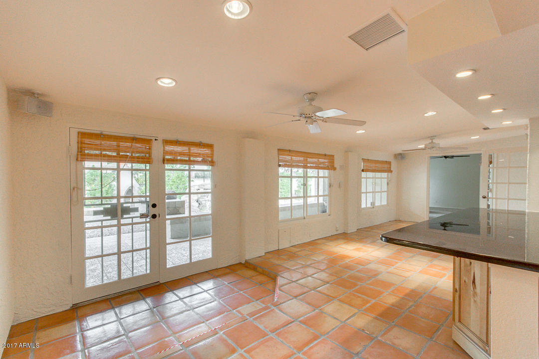 12 E Concorda Dr, Tempe, AZ 85282 photo 32