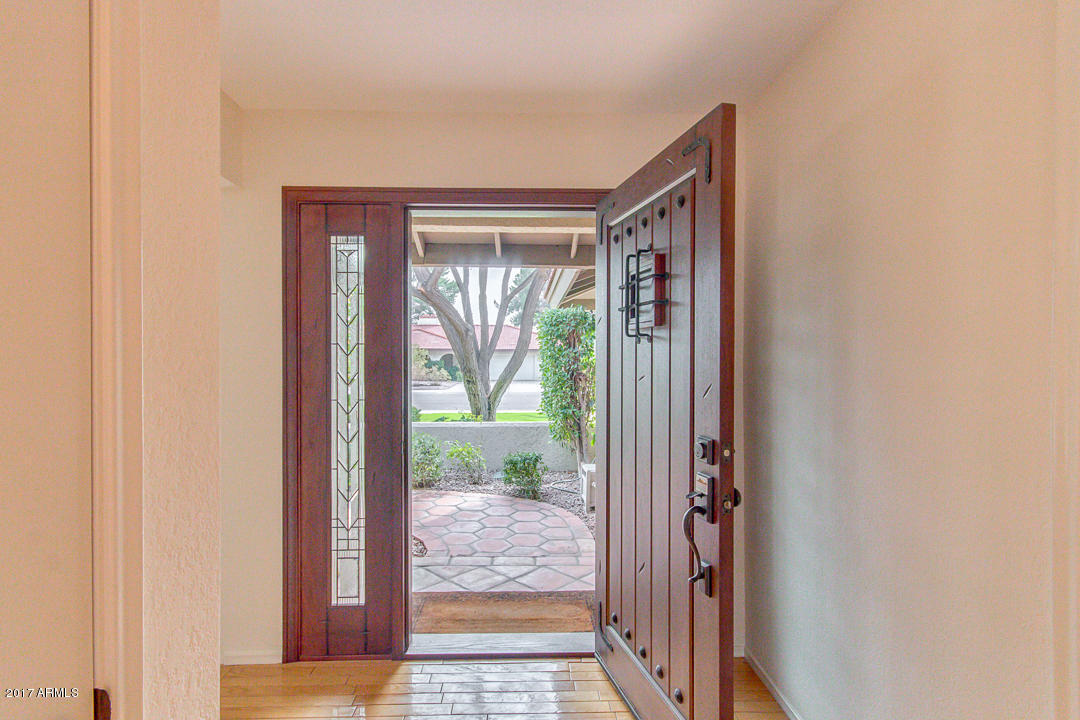 12 E Concorda Dr, Tempe, AZ 85282 photo 10