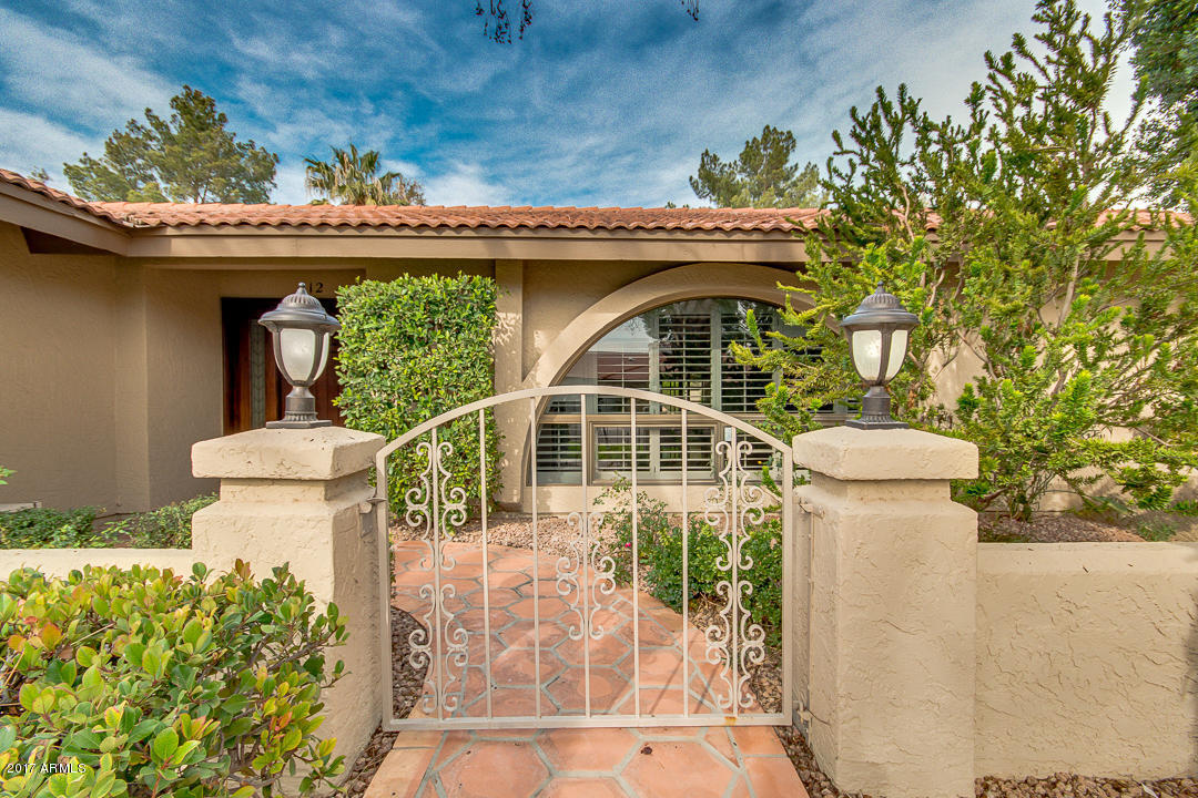 12 E Concorda Dr, Tempe, AZ 85282 photo 6