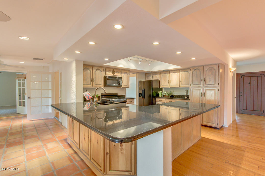 12 E Concorda Dr, Tempe, AZ 85282 photo 34