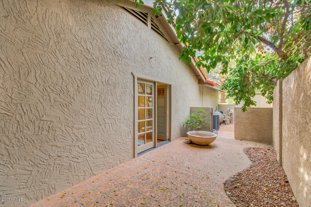 12 E Concorda Dr, Tempe, AZ 85282 photo 79