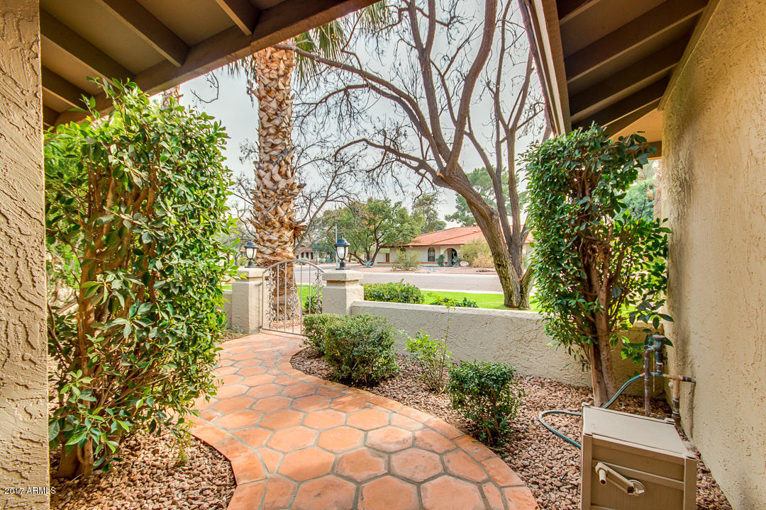 12 E Concorda Dr, Tempe, AZ 85282 photo 9