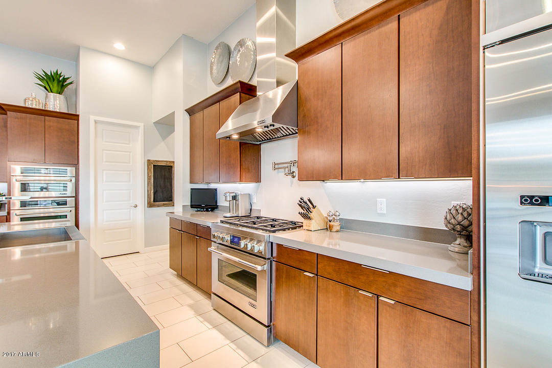 3375 S Clairborne Ave, Gilbert, AZ 85297 photo 9