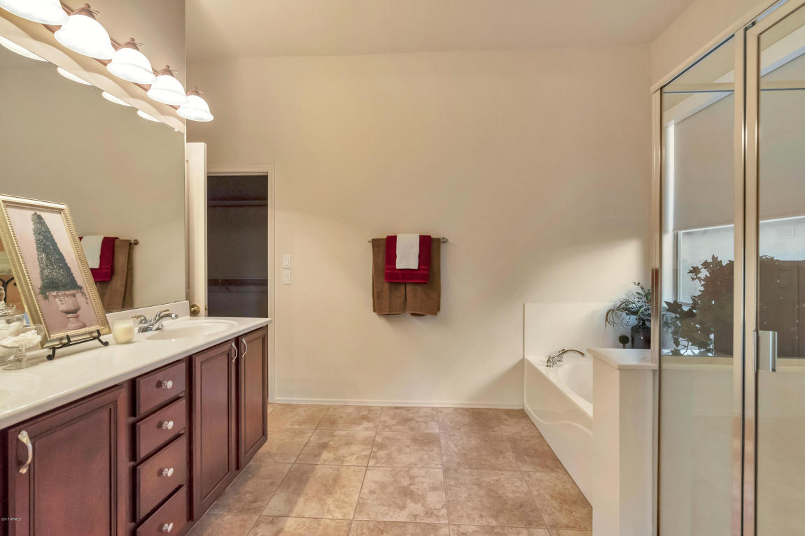 3687 E Oxford Ln, Gilbert, AZ 85295 photo 10