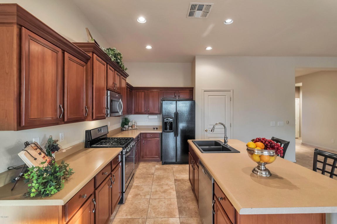 3687 E Oxford Ln, Gilbert, AZ 85295 photo 6
