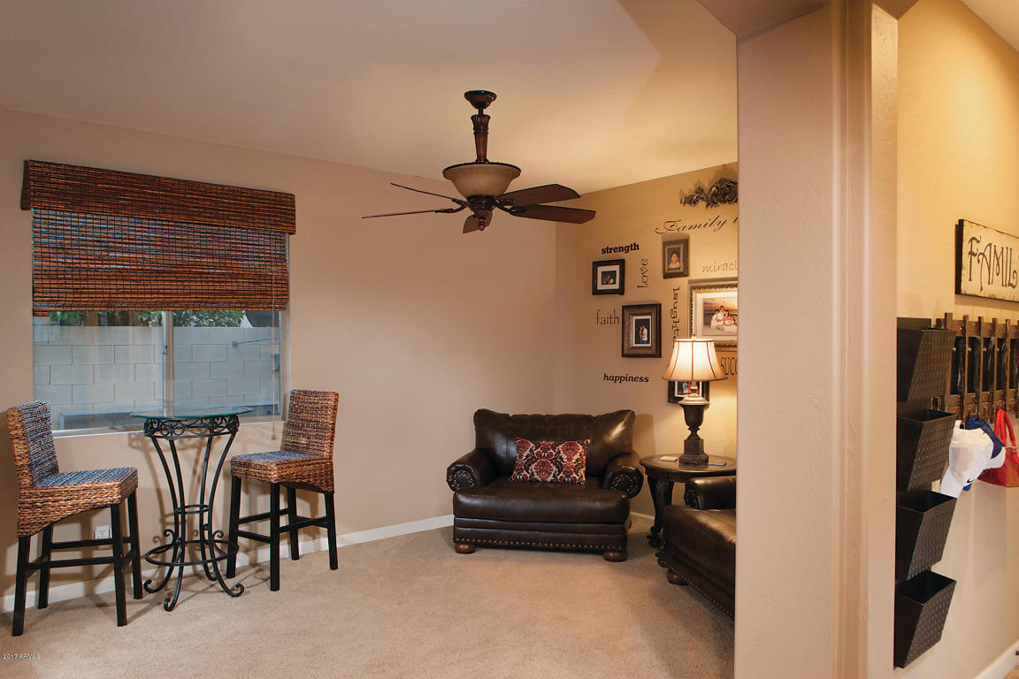 2124 W Eagle Feather Rd, Phoenix, AZ 85085 photo 8