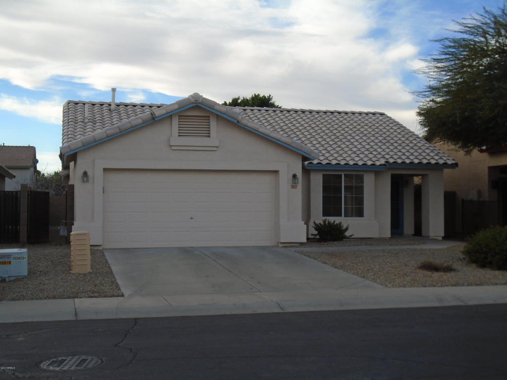 307 E Sherri Dr, Gilbert, AZ 85296 photo 3