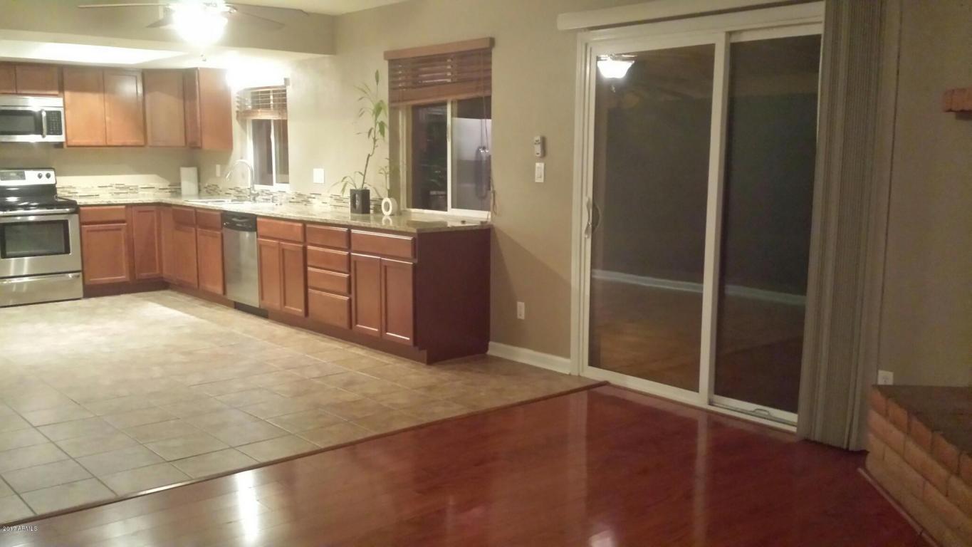 2178 E Greenway Dr, Tempe, AZ 85282 photo 3