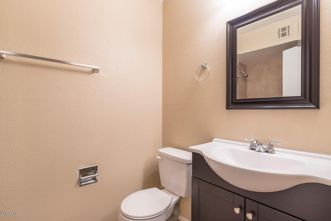4610 N 75th Dr, Phoenix, AZ 85033 photo 7