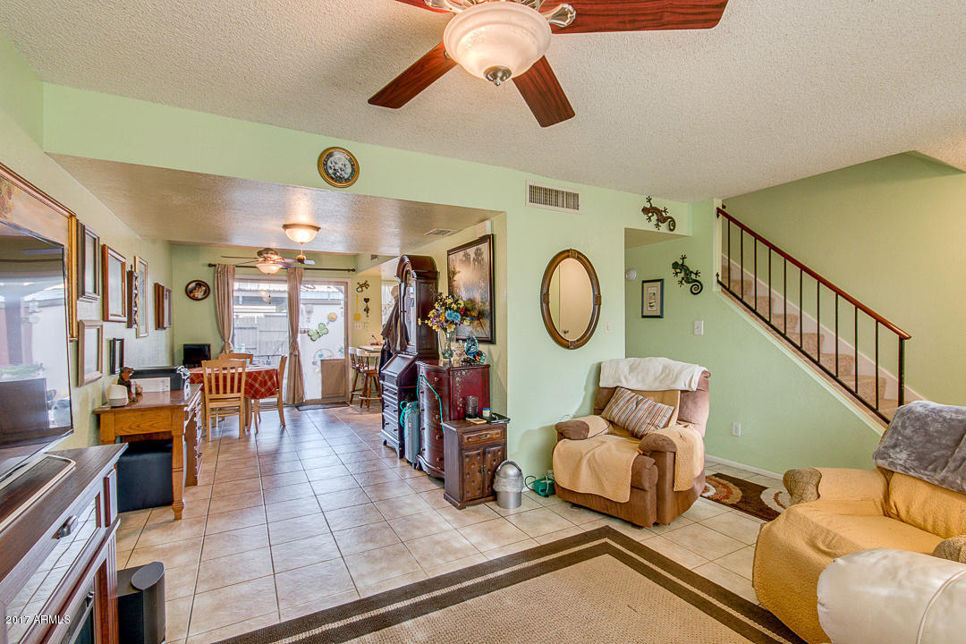 1005 E Bendix Dr, Tempe, AZ 85283 photo 3