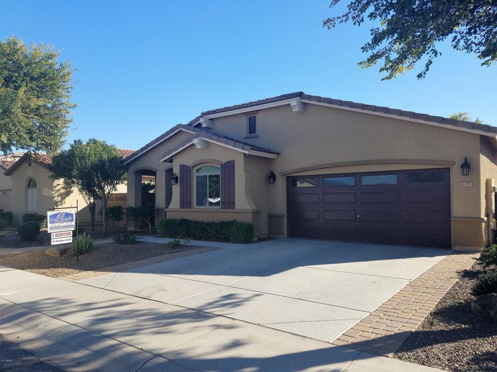 2705 E Rakestraw Ln, Gilbert, AZ 85298 photo 2