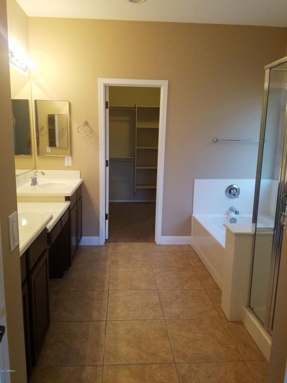 2705 E Rakestraw Ln, Gilbert, AZ 85298 photo 17