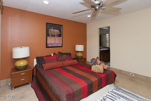 918 E Becker Ln, Phoenix, AZ 85020 photo 20