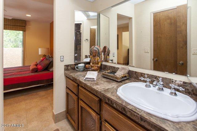 918 E Becker Ln, Phoenix, AZ 85020 photo 24
