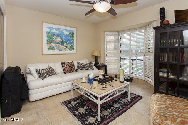 918 E Becker Ln, Phoenix, AZ 85020 photo 15