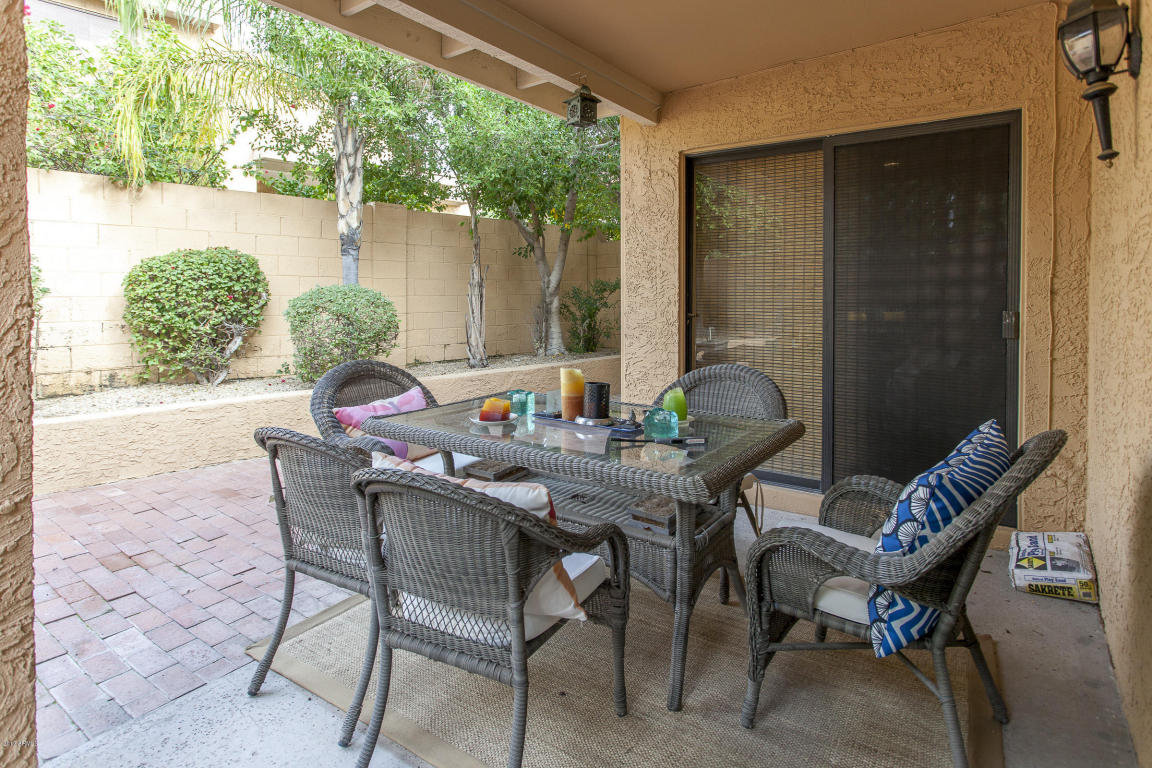 918 E Becker Ln, Phoenix, AZ 85020 photo 26