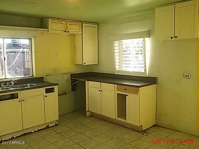3305 E Oak St, Phoenix, AZ 85008 photo 5