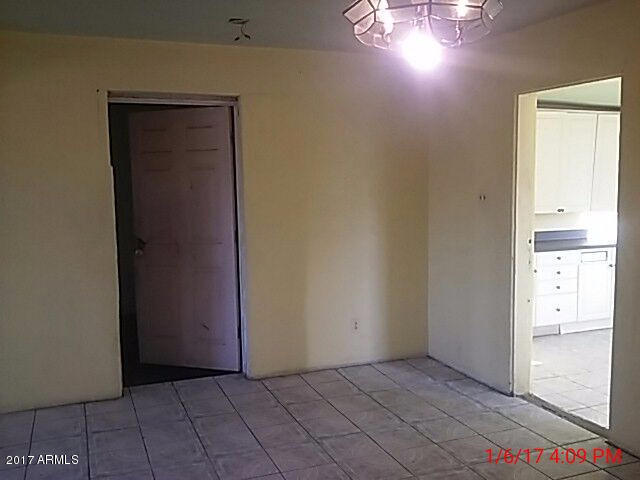 3305 E Oak St, Phoenix, AZ 85008 photo 4